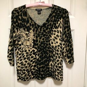 Cozy soft animal print sweater!